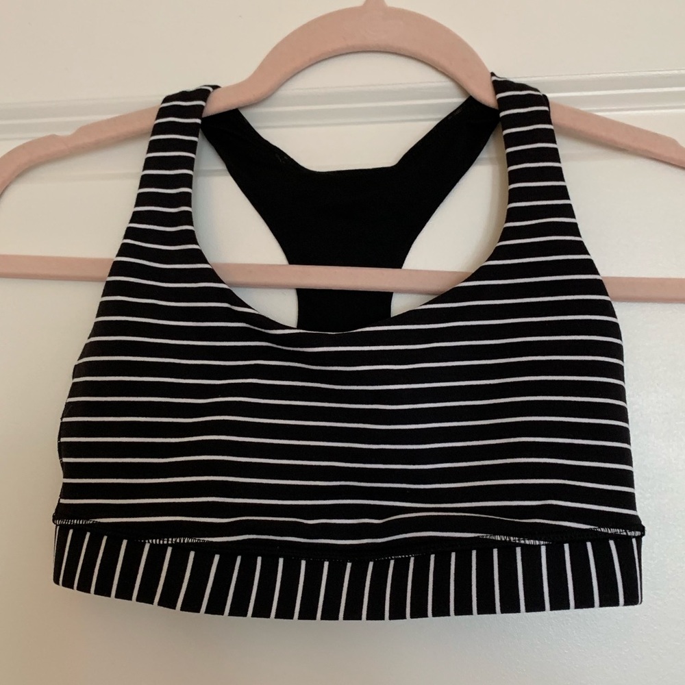Lululemon Sports Bra - Size 4